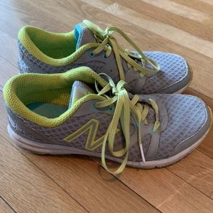 New Balance 577 women’s size 7